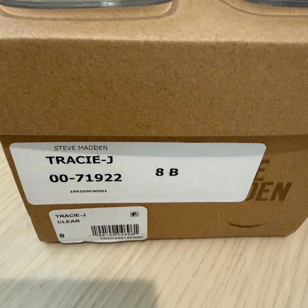 Steve Madden tracie Clear Vinyl Kitten Heel Sandals Size 8 - Picture 6 of 6